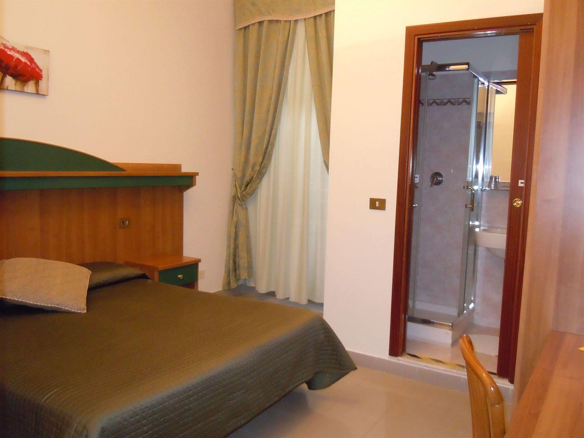 Hotel Papa Germano Rzym Zewnętrze zdjęcie